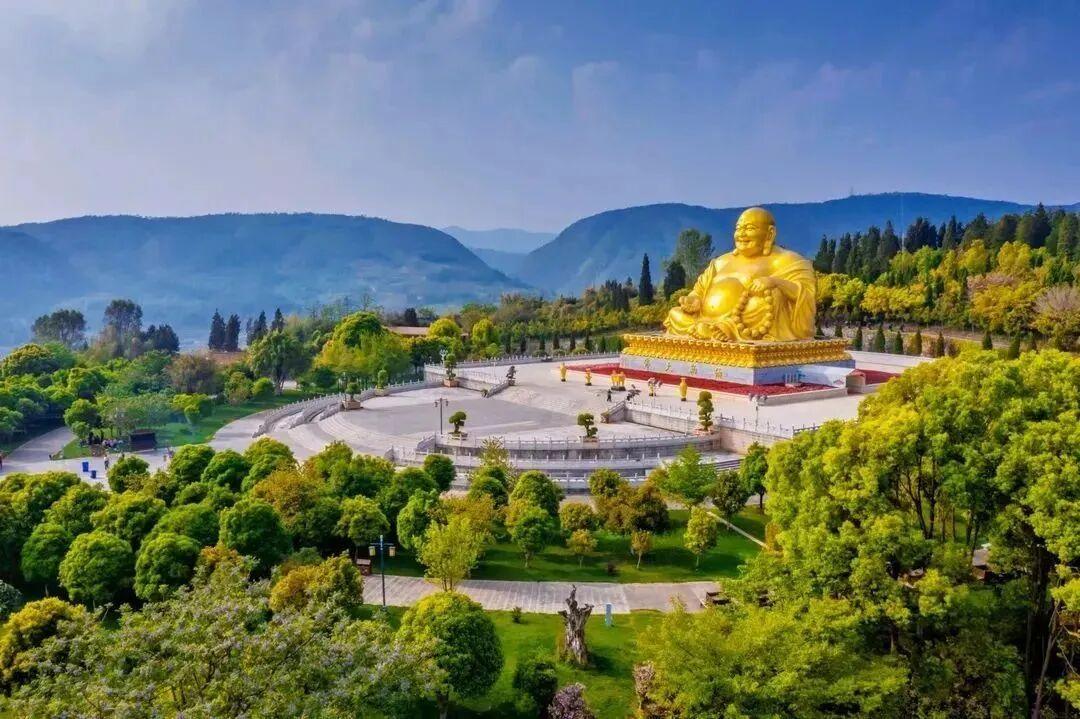 Núi Cẩm Bình – Tượng Phật Di Lặc – Chùa cổ Di Lặc ATOZ TOUR