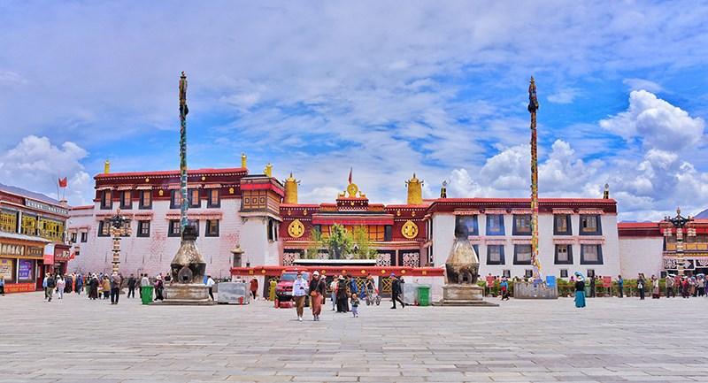 Chùa Jokhang (Đại Chiêu Tự) Atoz tour