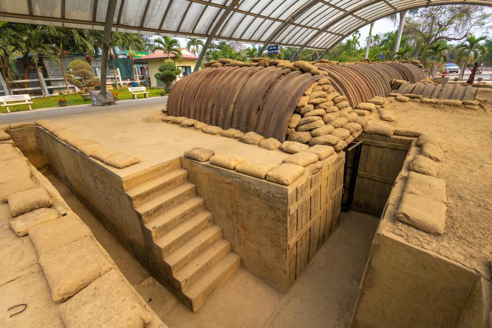 Bảo tàng Chiến thắng Điện Biên Phủ & Hầm Đờ Cát atoz tour